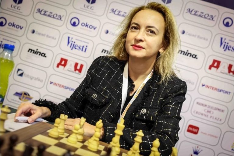 Антоанета Стефанова дели 2-4 място на Световното по блиц в Доха