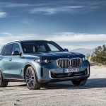 Директорът на ФБР Каш Пател сменя служебния Chevrolet с бронирано BMW X5: по-евтино и по-дискретно