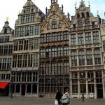 Девет ранени при сблъсък на трамваи в Антверпен, разследването продължава