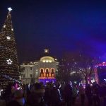 Део застава зад пулта на Нова година в Пловдив, програмата е „Мост между традицията и бъдещето“