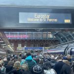 Възобновиха движението на влаковете под Ламанша след срив