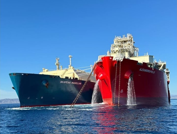 Цените на природния газ в Европа с рязък спад въпреки ниските запаси