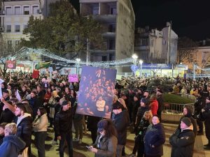 Десет задържани в Бургас след опити за безредици на протеста