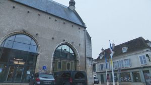 Френска болница дава 1000 евро на родилка за справяне с ниската раждаемост