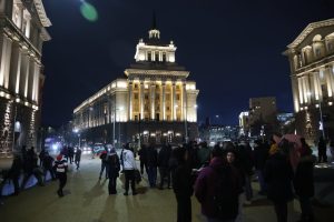 Антиправителствени протести обхванаха страната: София, Русе, Монтана и Сливен излязоха на улицата