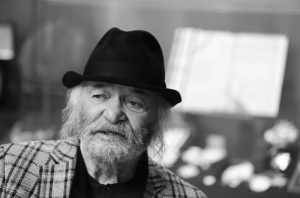 България се сбогува с легендарния Боян Радев