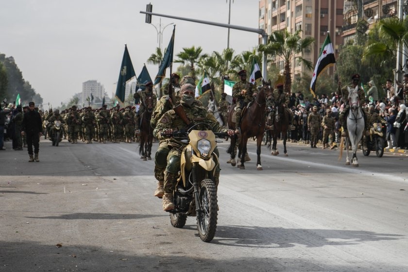Двама американски войници и цивилен преводач убити при атака на ИДИЛ в Сирия