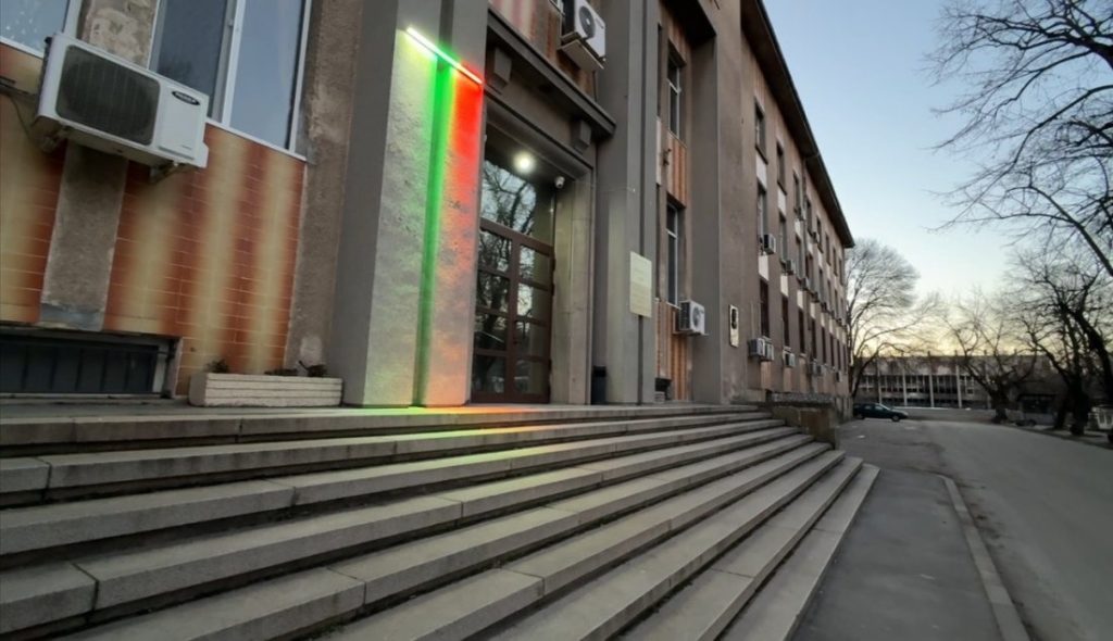 Задържани са двама за побой в Лом, видео подстрекавало насилието