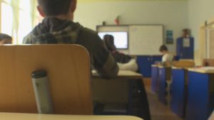 Здравословен проблем: Две трети от учениците избягват училищните тоалетни