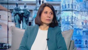 Елисавета Белобрадова: Служебното правителство да не прави пакости