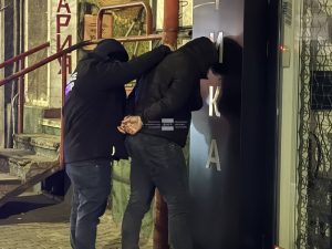 Трима задържани в София за сделка с фалшиво евро