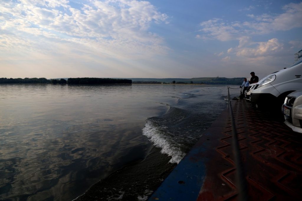 Фериботът „Бдин“ спря плаванията между Никопол и Турну Мъгуреле