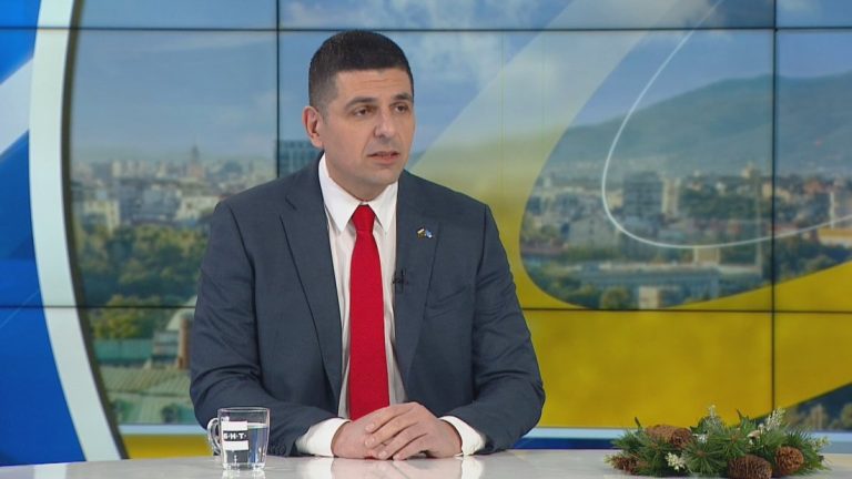 Ивайло Мирчев: България е изправена пред трудни решения, ангажиментът към протестиращите продължава Ивайло Мирчев: България е изправена пред трудни решения, ангажиментът към протестиращите продължава