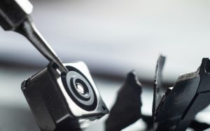 Директорът на 138-о училище в София задържан заради камери в тоалетни