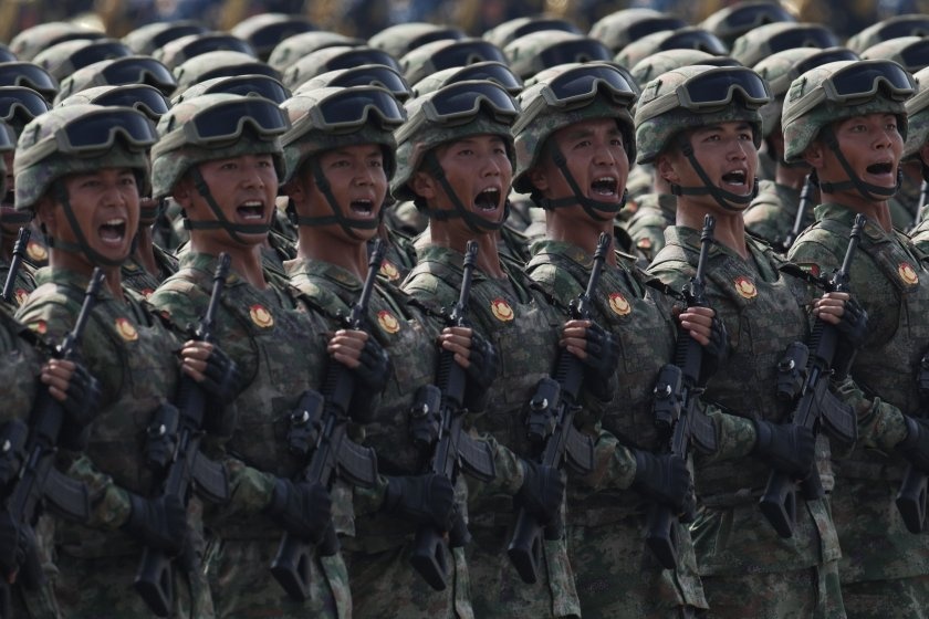 Китай започна мащабни военни учения около Тайван след оръжейна сделка със САЩ