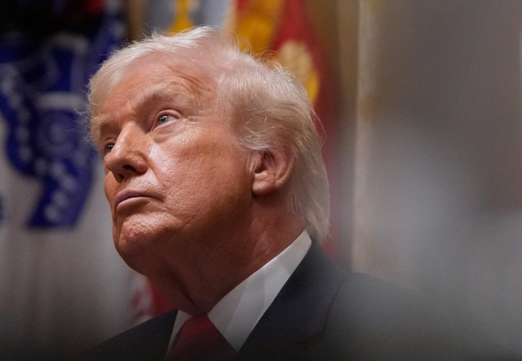 Обрат в политиката на САЩ: Тръмп разреши износ на чипове за Китай