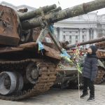 Войната не спира и по Коледа: Русия и Украйна с масирани въздушни удари