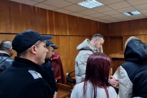 Трима от обвиняемите за убийството в Мадан остават в ареста, един освободен