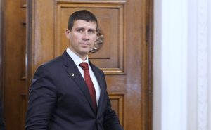 „Величие“ иска машинно гласуване с хартиен контрол и граждански надзор