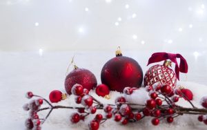 Сериозни валежи от дъжд и сняг обхващат страната днес, НИМХ издаде жълт и оранжев код