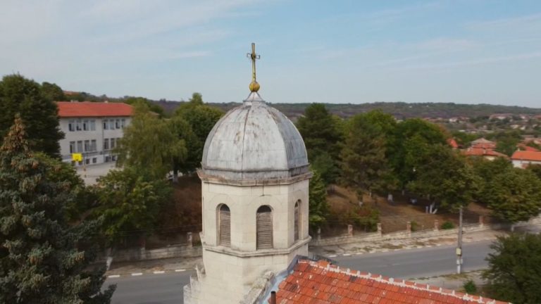 Кампания за спасяване на 120-годишна църква в Русе продължава Кампания за спасяване на 120-годишна църква в Русе продължава