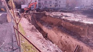 Работник загина при срутване на подпорна стена в Стара Загора