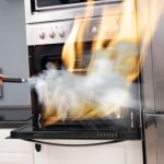 Празнични пожари: Как да опазим дома си от инциденти?