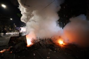 Съдът гледа мерките на задържаните след протестите в София, петима остават в ареста