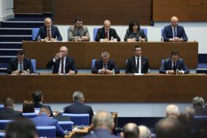 Дебатите по шестия вот на недоверие срещу кабинета „Желязков“: Опозицията срещу властта