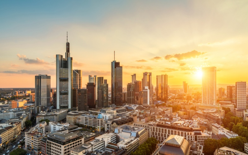 България към еврозоната: Перспективи от финансовото сърце на Европа