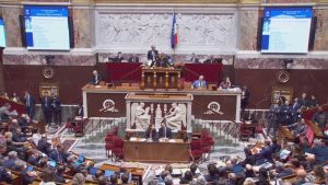 Френското Национално събрание гласува бюджета за социално осигуряване: Тест за правителството на Льокорню