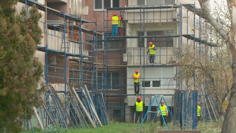 Започна мащабно саниране на 22 жилищни сгради в Пловдив Започна мащабно саниране на 22 жилищни сгради в Пловдив