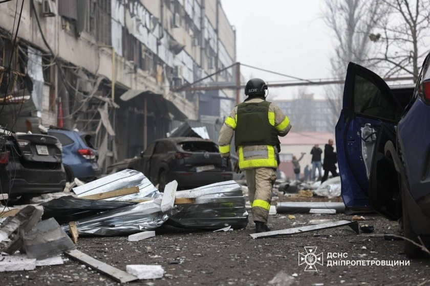 НАТО: Доставките на оръжия за Украйна продължават въпреки застоя в мирните преговори