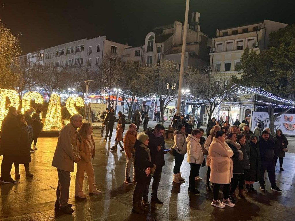 Бургазлии настояват за съдебна реформа и бързи избори въпреки оставката