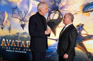 Премиера на „Аватар: Огън и пепел“: Джеймс Камерън отново в света на Пандора