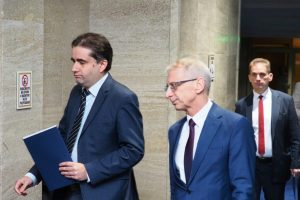 ПП-ДБ внасят вот на недоверие заради икономическата политика на правителството