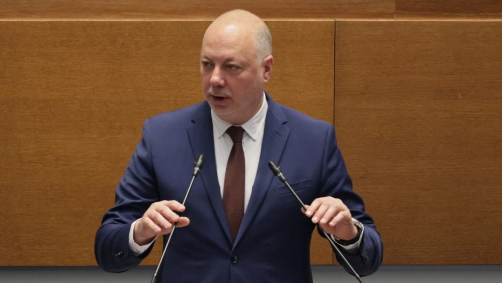 Росен Желязков: Демокрацията изисква чуване на различното мнение, предстои вот на недоверие