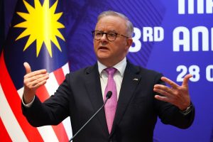 Австралия стартира мащабна програма за обратно изкупуване на оръжия след атаката в Сидни