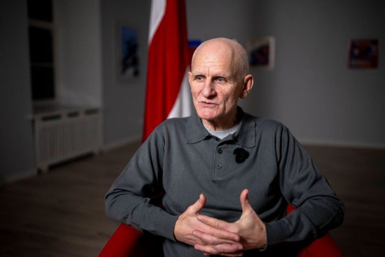 Алес Беляцки призова Запада: Продължете натиска срещу режима на Лукашенко