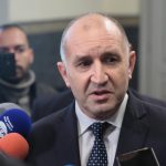 Радев се разграничи категорично от партия „Трети март“, нарича организаторите „измамници“