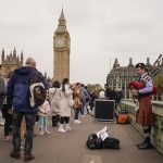 Камбаните на Биг Бен огласиха Лондон за Нова година 2025