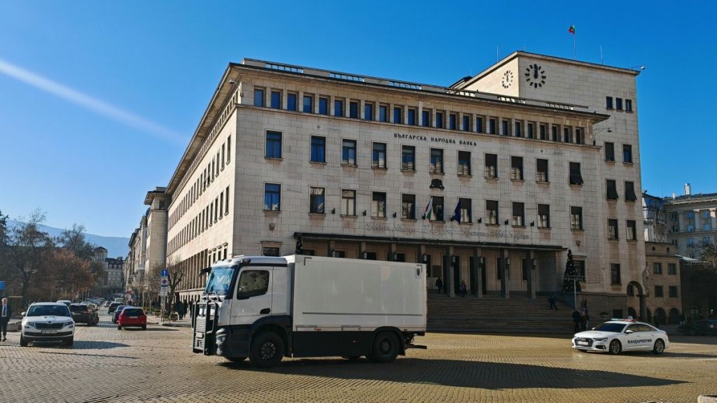 България в Еврозоната: Край на интеграцията в ЕС на фона на политическа турбуленция