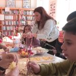 Читалище в Конуш съхранява традицията: Работилница за сурвачки събра поколения