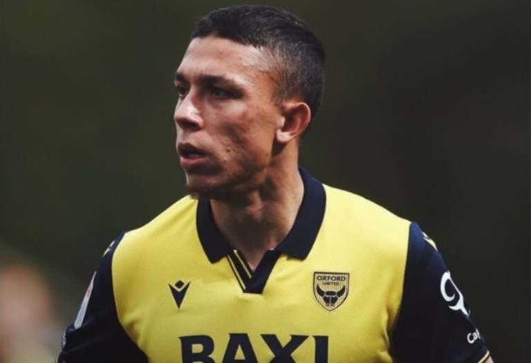 Филип Кръстев с първа асистенция за "Оксфорд" при загуба в Чемпиъншип