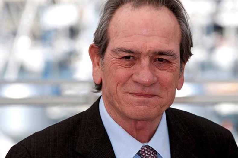 Дъщерята на Томи Лий Джоунс намерена мъртва на 34 години