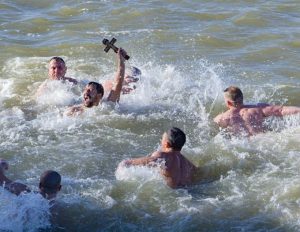 Продължава записването за Богоявленския кръст в Русе: До 15 смелчаци ще скочат в Дунав