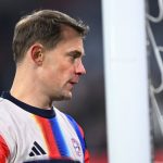 Нойер ще реши съдбата си през пролетта, въпреки подновения договор