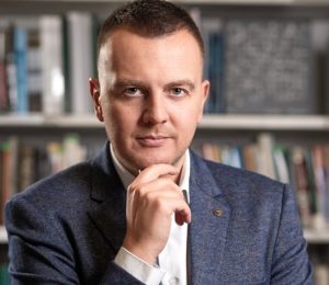 Петър Ганев: Бандитските пари ще останат кеш, дори и в евро