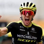 Шампионът на „Джирото“ Саймън Йейтс прекратява кариерата си, няма да кара в България