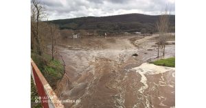 Язовир „Ивайловград“ продължава да прелива, притокът намалява